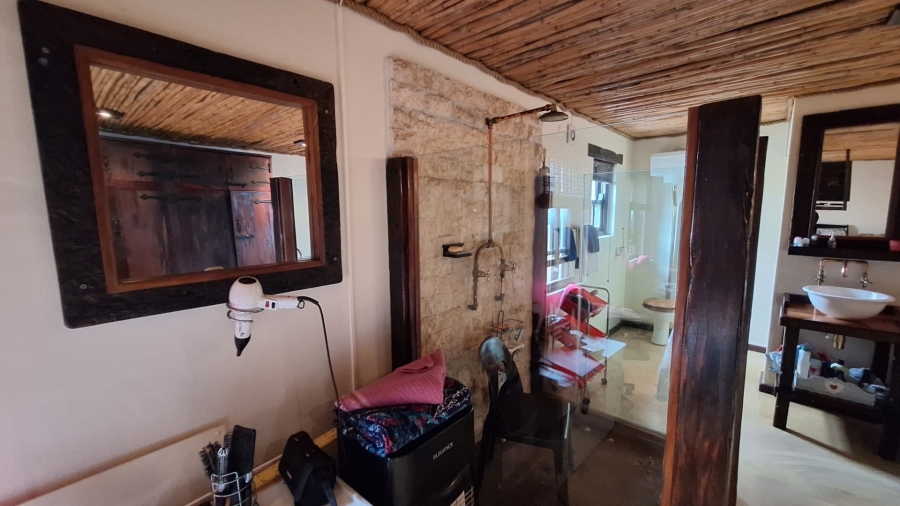 4 Bedroom Property for Sale in Dwarskersbos Western Cape